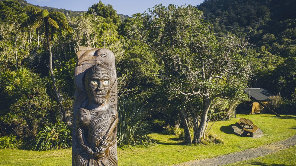 A pouwhenua at historic Ship Cove/Meretoto in the outer Queen Charlotte Sound/Tōtaranui in the Marlborough Sounds, New Zealand.